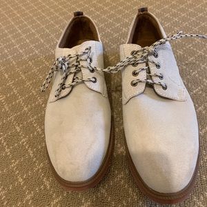 Florsheim Boy’s bucs